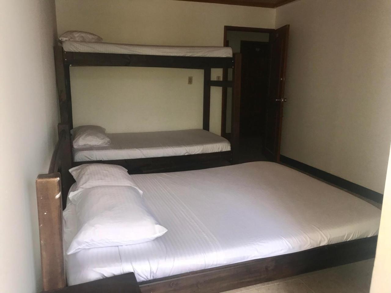 Hotel Y Balneario El Descanso Villavicencio Kültér fotó