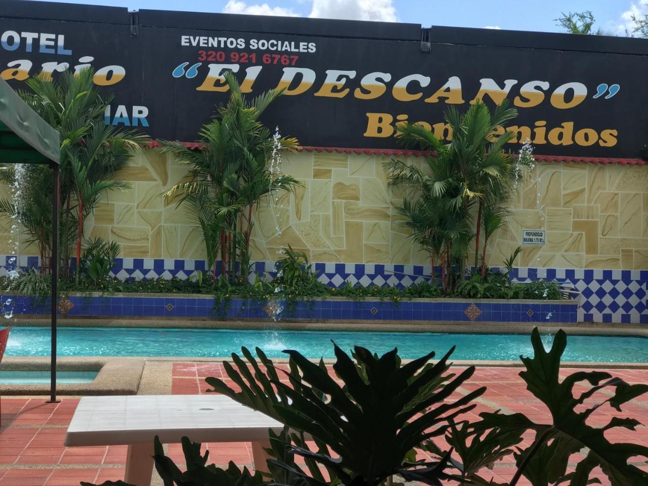 Hotel Y Balneario El Descanso Villavicencio Kültér fotó